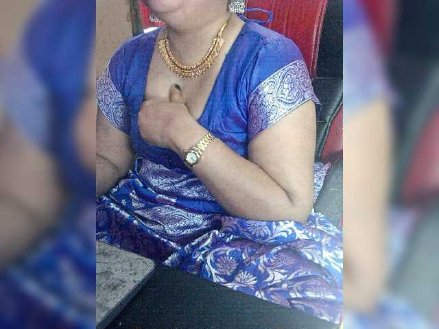 तस्वीरें sexycharu HAPPY HOLI FRIENDS indian# #cute #asian#bigass#bigboobs#curvy#housewife#hairypussy#wet#panties#hairyarmpit#tease#squert.Your 1 token change my life Please in support .I need your support very much. Love you friends
