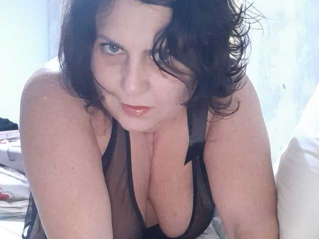 प्रोफ़ाइल की तस्वीर sexydeby