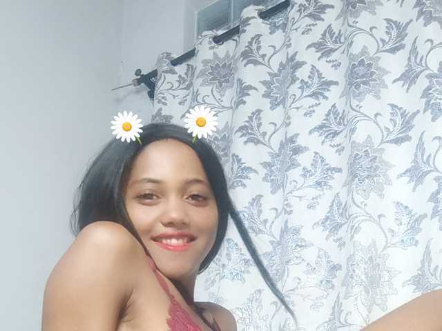 प्रोफ़ाइल की तस्वीर SexyDoll3