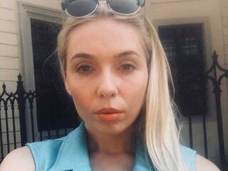 कामुक वीडियो चैट SexyFoxy555