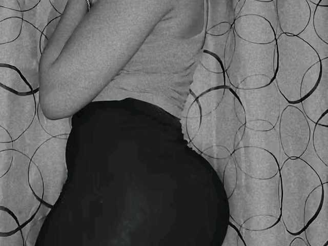 प्रोफ़ाइल की तस्वीर SexyPesh