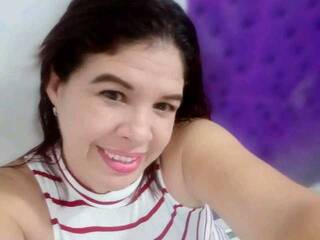 कामुक वीडियो चैट Sexyshantalho