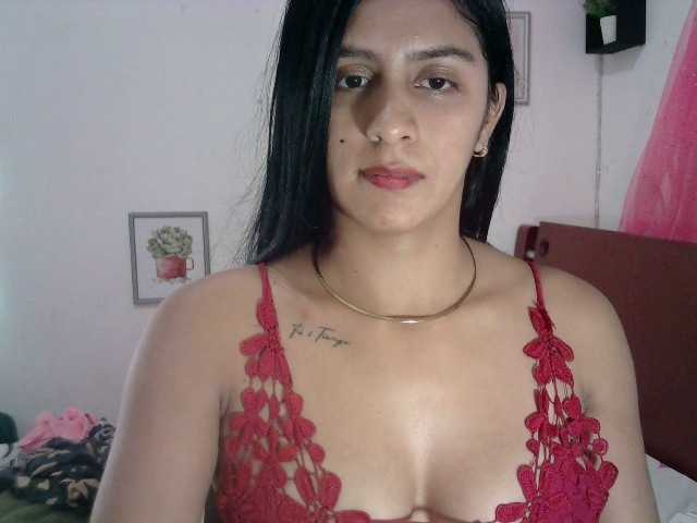 तस्वीरें ShantallBruce FUCKPUSSY AND OILY ASS IN 455 // let's have some fun in a pvt moment together ❤ // Pvt On // Don't forget to follow and rate me ❤