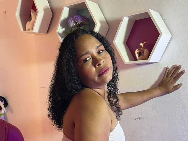 प्रोफ़ाइल की तस्वीर SHAROM-ADAMS