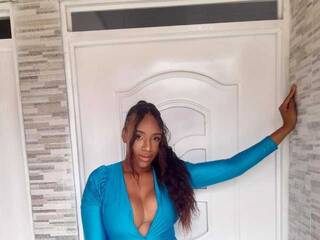 कामुक वीडियो चैट SharonFitz