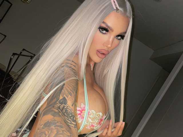प्रोफ़ाइल की तस्वीर ShayBlondee