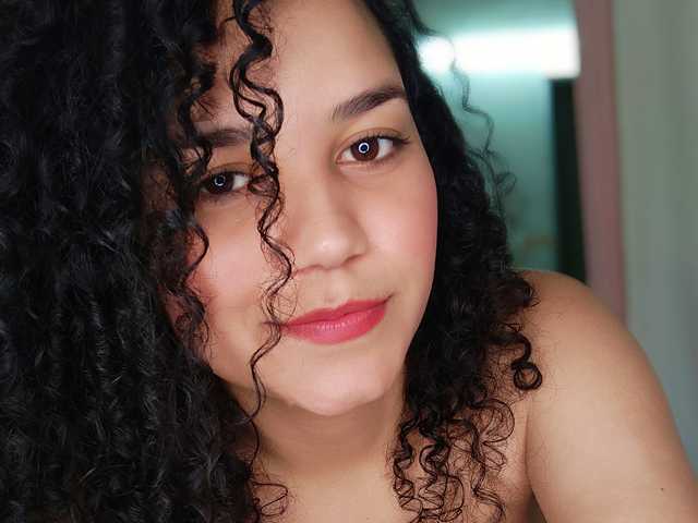 प्रोफ़ाइल की तस्वीर sheyla-sweet