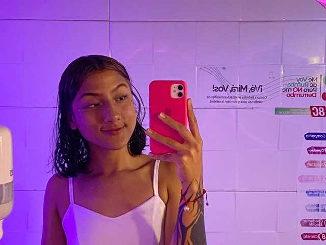 प्रोफ़ाइल की तस्वीर shycumdumpster