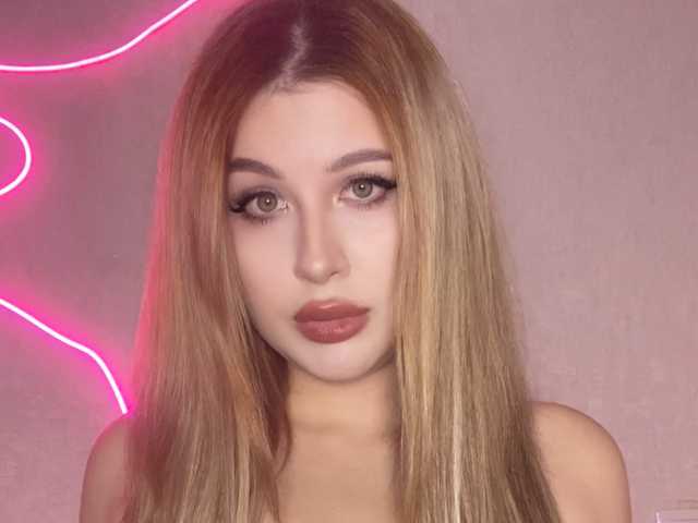 प्रोफ़ाइल की तस्वीर HumbleBlossom