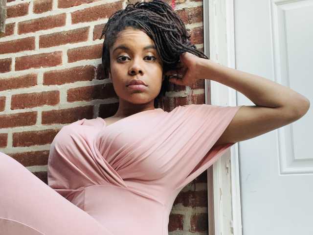 प्रोफ़ाइल की तस्वीर SinclairLarousse