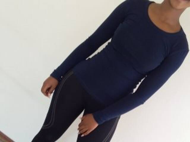 प्रोफ़ाइल की तस्वीर SIZZLINGHOTT