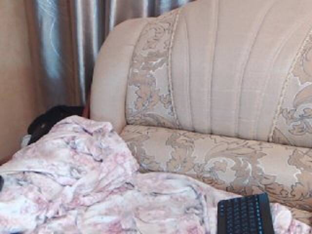 प्रसारण स्क्रीनशॉट Sky_Julia