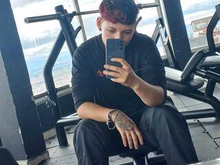 कामुक वीडियो चैट slut-tom1