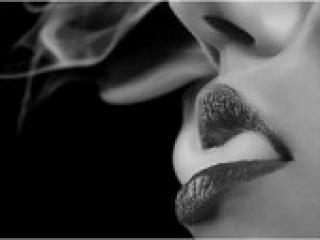 प्रोफ़ाइल की तस्वीर smokylips