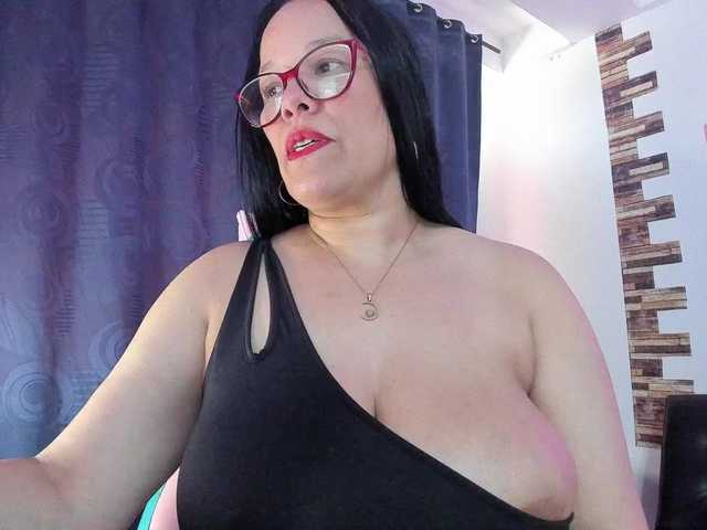 प्रसारण स्क्रीनशॉट sofia-lopez40