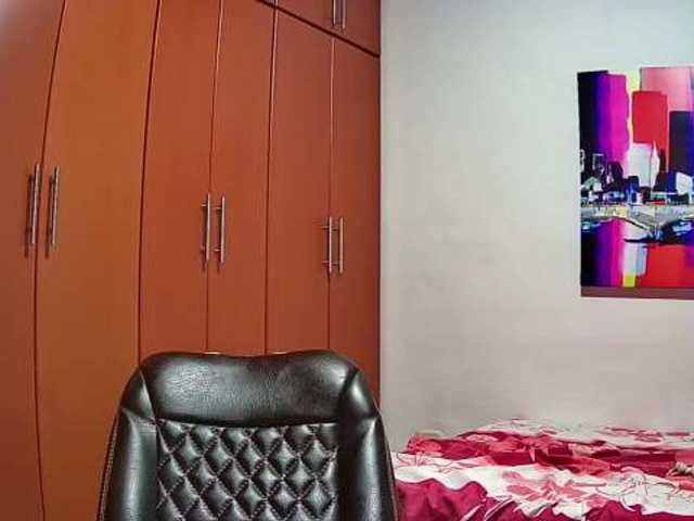 प्रसारण स्क्रीनशॉट SofiaParker1