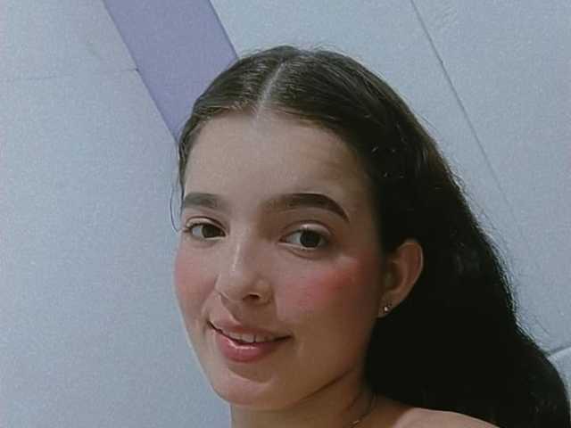 प्रोफ़ाइल की तस्वीर SofiaSmith19