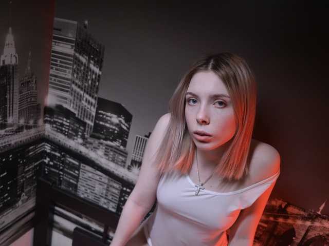 प्रोफ़ाइल की तस्वीर soft-lil-girl