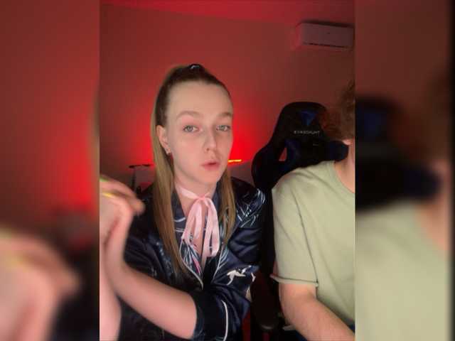 प्रसारण स्क्रीनशॉट Crazy_Couple