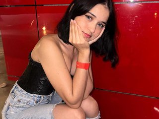 कामुक वीडियो चैट SophieeJacobs