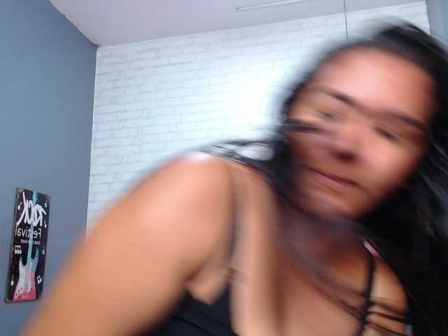 प्रसारण स्क्रीनशॉट SophieeParker