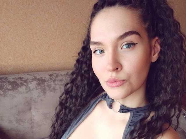 प्रोफ़ाइल की तस्वीर SquirtALINA22