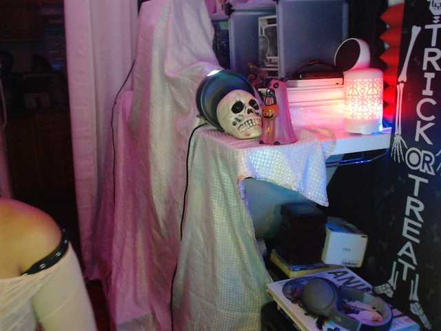 तस्वीरें StarNude69 .G.I. Joes girl happy Halloween