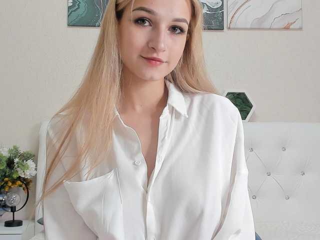प्रोफ़ाइल की तस्वीर __ANNA__