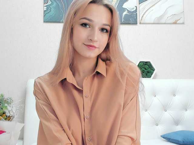 प्रोफ़ाइल की तस्वीर __ANNA__