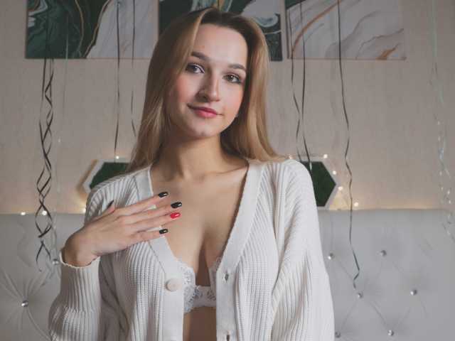 प्रोफ़ाइल की तस्वीर __ANNA__