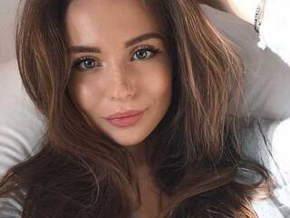 कामुक वीडियो चैट Stesnyashka0