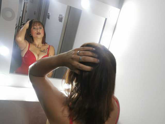 प्रोफ़ाइल की तस्वीर susan-hot69