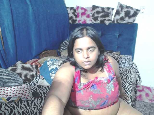 तस्वीरें SusanaEshwar hi guys motivate me with your tks to squirt now MMMMMM BIG FAT SHAVED PUSSY
