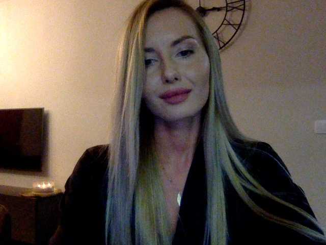 प्रसारण स्क्रीनशॉट Suzannaaa