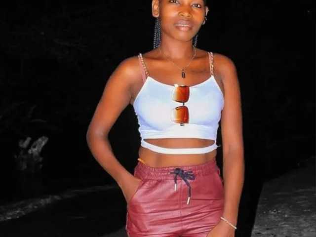 प्रोफ़ाइल की तस्वीर Sweet-ebony5
