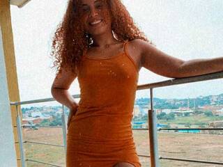 कामुक वीडियो चैट sweet-kariii