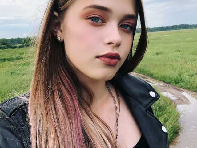 प्रोफ़ाइल की तस्वीर SweetKitten17