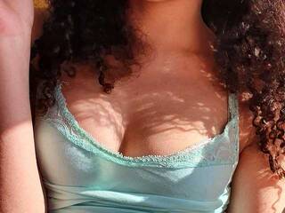 कामुक वीडियो चैट SweetTeenPrincess