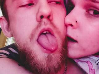 कामुक वीडियो चैट Airwoltina