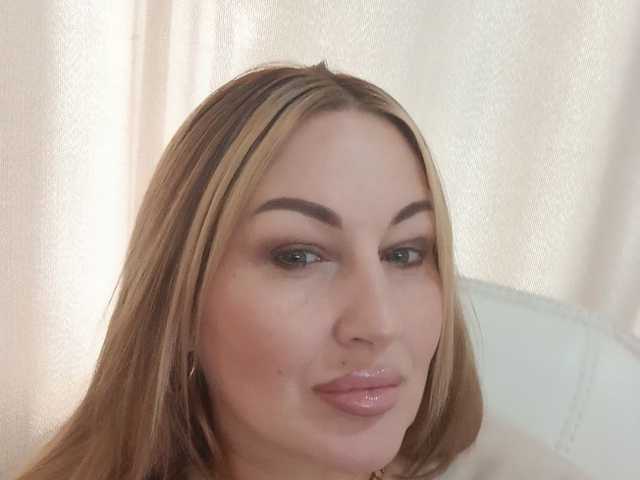 प्रोफ़ाइल की तस्वीर FOX-ME-