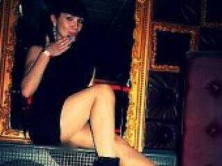 कामुक वीडियो चैट tanushka12