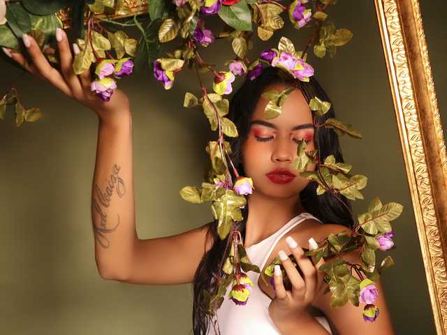 प्रोफ़ाइल की तस्वीर TaraSantos