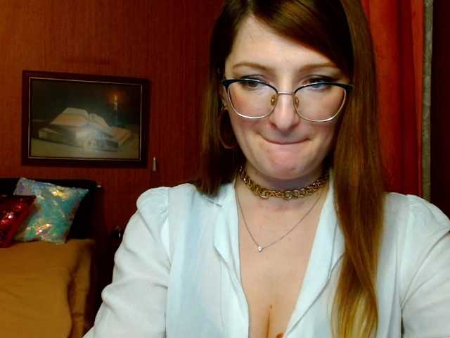 तस्वीरें tastyAriel Sweet and yet dang naughty ;) #innocentface #sweet #petite #glasses #fetish #natural #domina #teaser #cfmn #joi #cei #cbt #sph