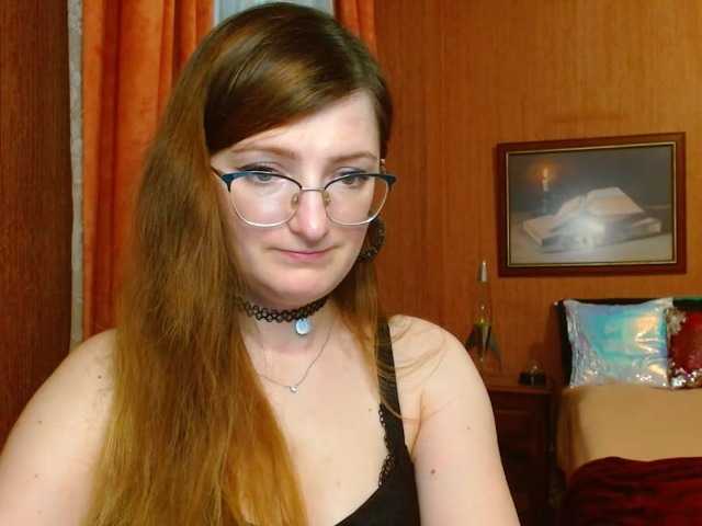 तस्वीरें tastyAriel Sweet and yet dang naughty ;) #innocentface #sweet #petite #glasses #fetish #natural #domina #teaser #cfmn #joi #cei #cbt #sph