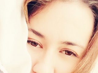 प्रोफ़ाइल की तस्वीर Melany_19