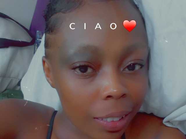 प्रोफ़ाइल की तस्वीर Naughty_NubianEmpress