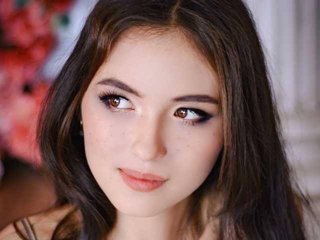 प्रोफ़ाइल की तस्वीर TeaRose12