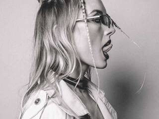 कामुक वीडियो चैट technobabe