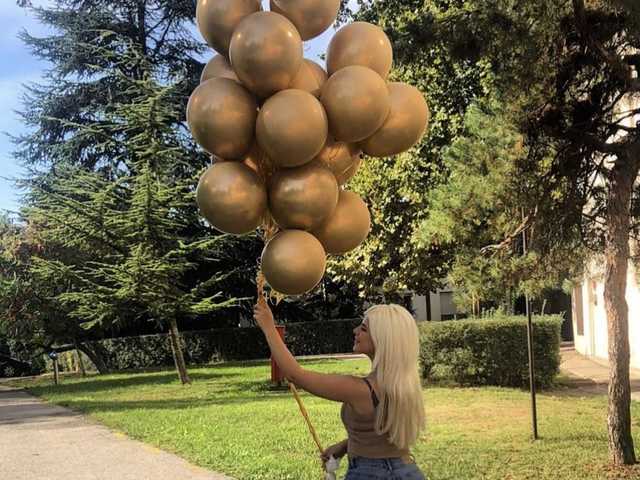 प्रोफ़ाइल की तस्वीर teressaa