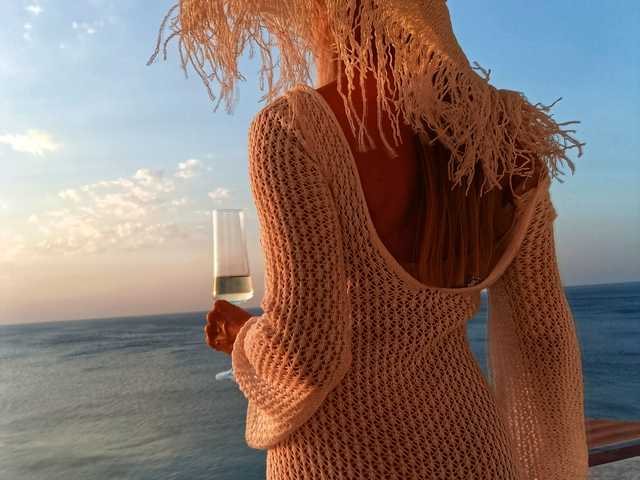 प्रोफ़ाइल की तस्वीर Blondi_Love
